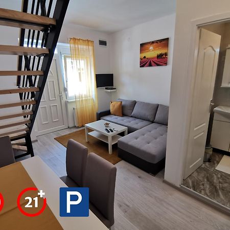 Ris Central Apartments Nowy Sad Zewnętrze zdjęcie