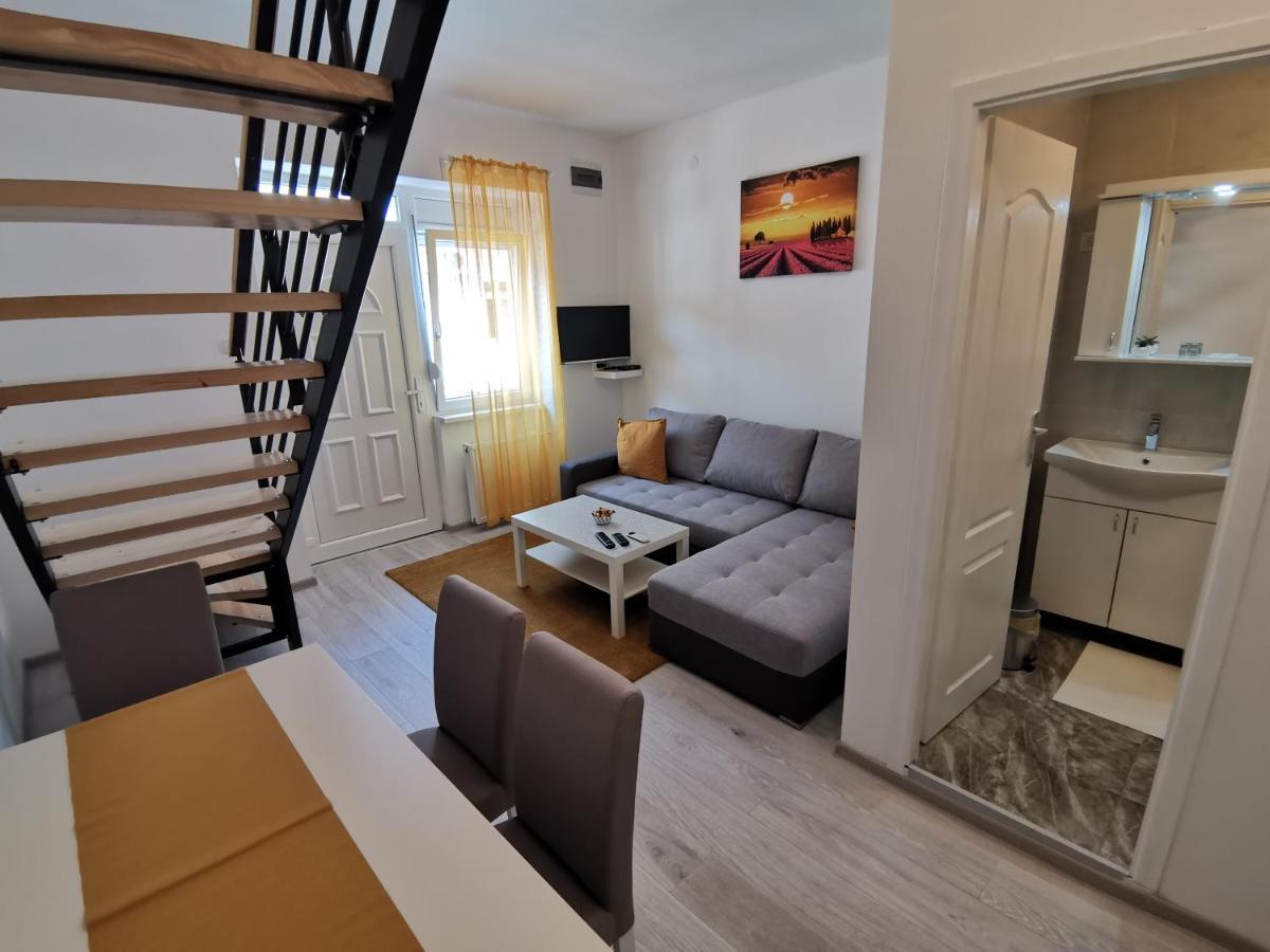 Ris Central Apartments Nowy Sad Zewnętrze zdjęcie
