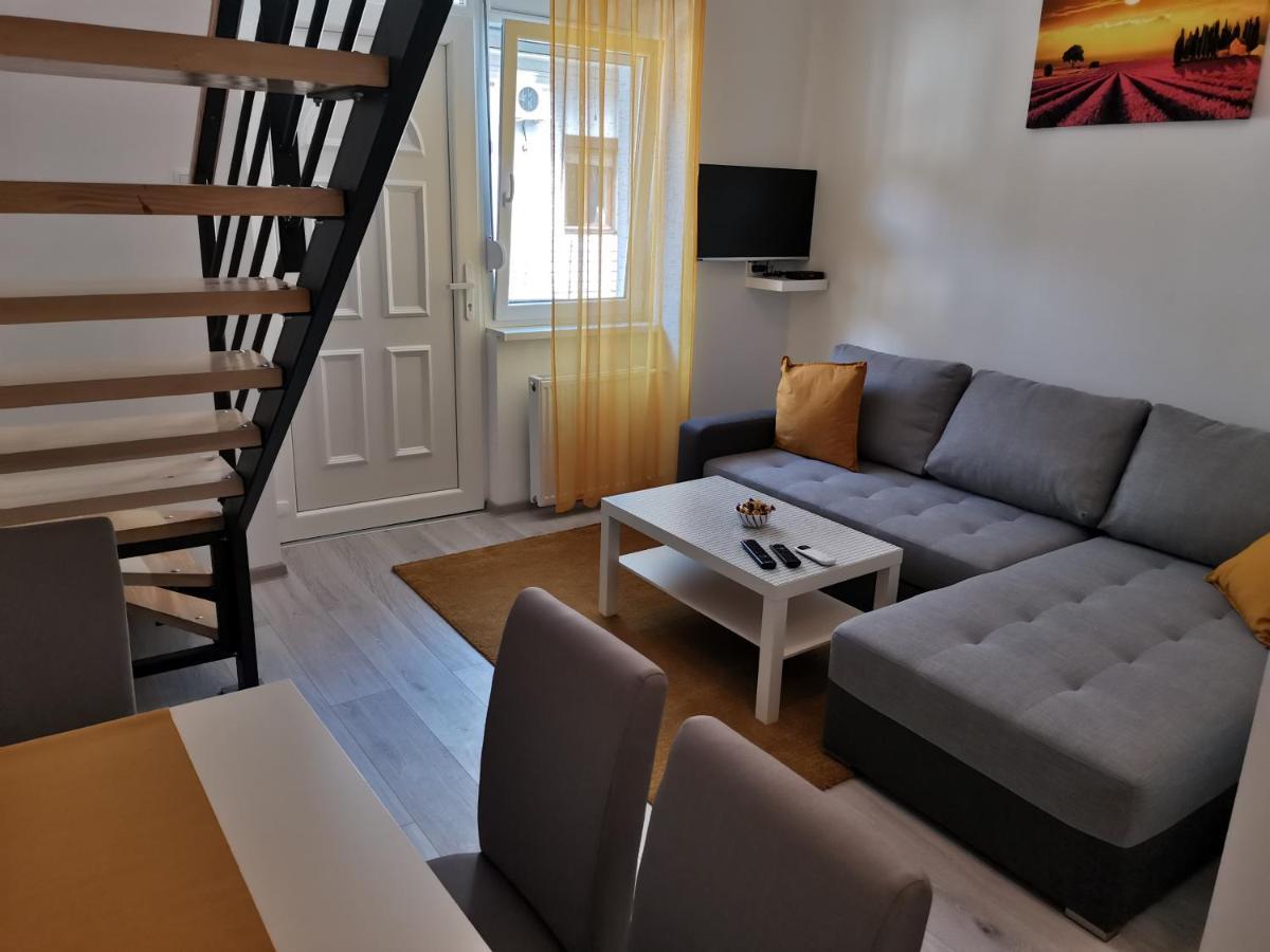 Ris Central Apartments Nowy Sad Zewnętrze zdjęcie